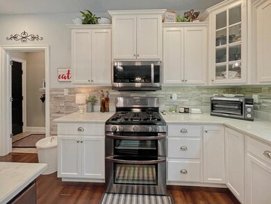 9292 Michigan Dr, Crown Point, IN 46307 - photo 5