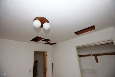 bedroom 1 main level