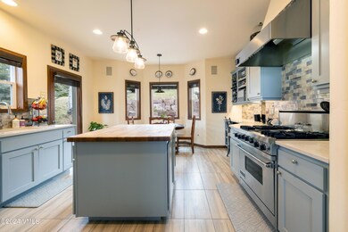 4. Kitchen