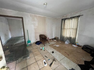 2806 Hitchcock St, Houston, TX 77093 - photo 2