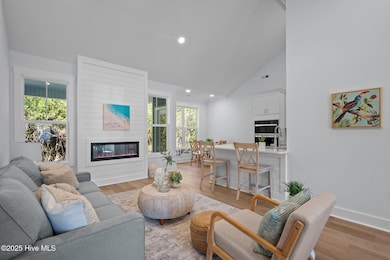 509 Catamaran Dr, Wilmington, NC 28412 - photo 3