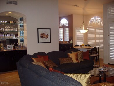Family Room w/Wet Bar & Fireplace