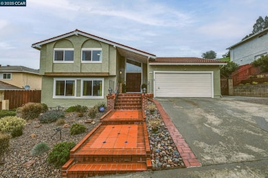 705 Devils Drop Ct, El Sobrante, CA 94803 - photo 2