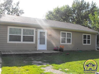3355 SW Kirklawn Ave, Topeka, KS 66611 - photo 2