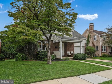 511 Lawrence Ave, Reading, PA 19609 - photo 3