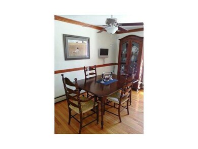 Dining Room. Casual Dining Room