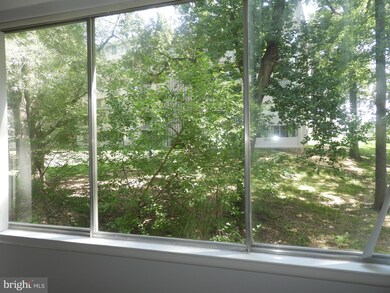 1804 Metzerott Rd unit 206, Adelphi, MD 20783 - photo 7