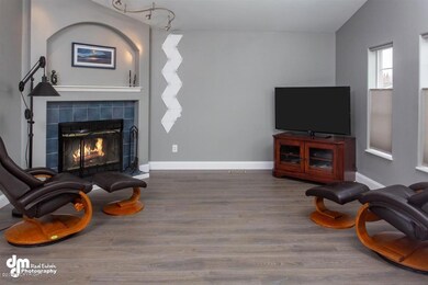05-Living Room_DMD_3501-Edit