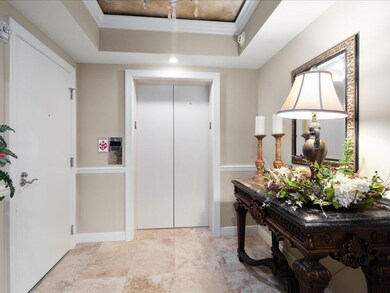 01-1050 Borghese Ln 906 Naples FL-16