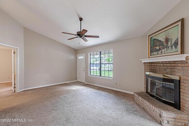 4188 Davie Ct, Jacksonville, FL 32210 - photo 6