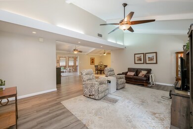 901 Lake Dr, Kerrville, TX 78028 - photo 5