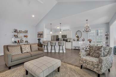 A perfect home for entertaining. Gorgeous high cei