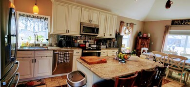 149 Oak Ln, Cresco, PA 18326 - photo 4