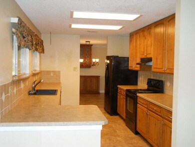 557 Denise Dr, New Braunfels, TX 78130 - photo 6