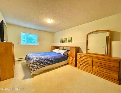 2230 E 52nd Ave unit 3, Anchorage, AK 99507 - photo 4