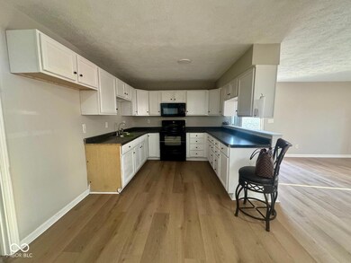 2931 Byrkit St, Indianapolis, IN 46217 - photo 6