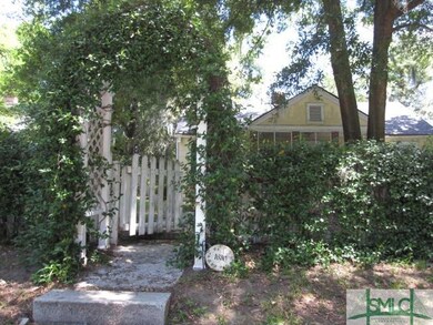 1630 E 51st St, Savannah, GA 31404 - photo 2