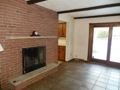 1090 Mansfield Ave, Indiana, PA 15701 - photo 6