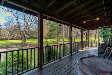 259 Dix Creek Chapel Rd, Asheville, NC 28806 - photo 6