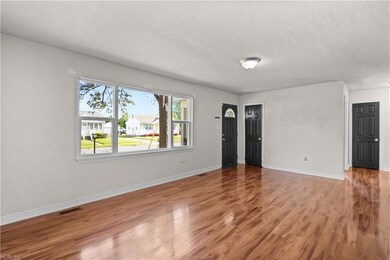 900 Avalon Ave, Chesapeake, VA 23324 - photo 5