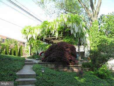 34 E Indian Ln, Norristown, PA 19403 - photo 4