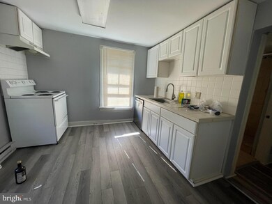 113 Fulmer Rd unit 4, Perkiomenville, PA 18074 - photo 2