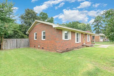 261 Channing Dr, Fayetteville, NC 28303 - photo 3