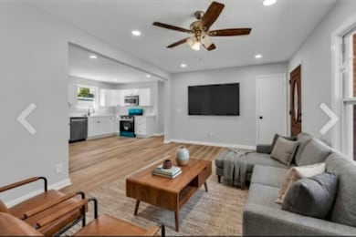 1704 George Thomas Dr, La Vergne, TN 37086 - photo 2