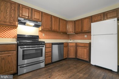 509 Waller Way, Norristown, PA 19403 - photo 4