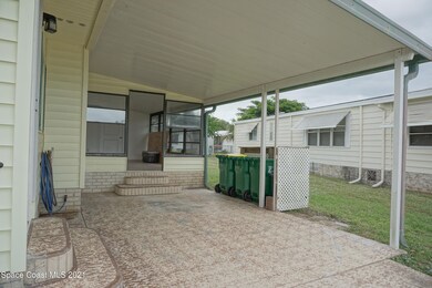 832 Hyacinth Cir, Sebastian, FL 32976 - photo 6