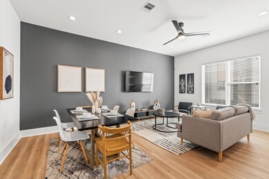 1307 Oak Tree Forest Ct, Houston, TX 77018 - photo 2