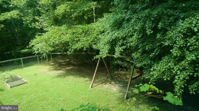 10705 Whiperwhill Ct, Spotsylvania, VA 22553 - photo 2