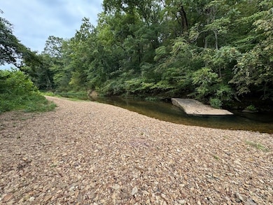 0 Fortyeight Creek Rd unit RTC2694480, Waynesboro, TN 38485 - photo 2