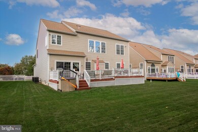 529 Shoemaker Dr, Fountainville, PA 18923 - photo 4