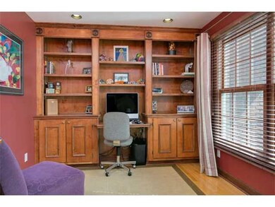 Studio/Study/Office