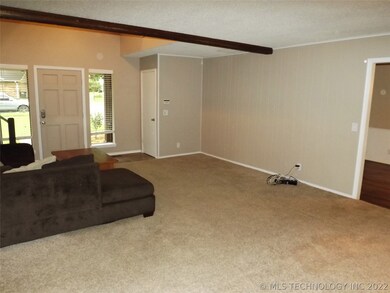 Living Room 16x21