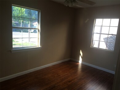 3114 Mohawk St, Houston, TX 77093 - photo 2