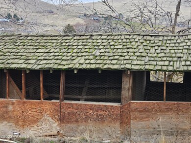 Chicken coop