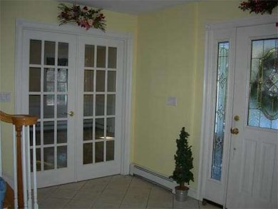 40 Fairway Dr, Bridgewater, MA 02324 - photo 7