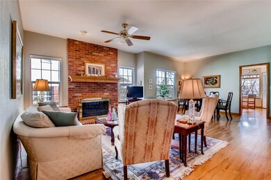 Great for Entertaining with Open space to mingle i