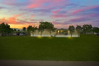 10407 Harry Dr, Needville, TX 77461 - photo 2