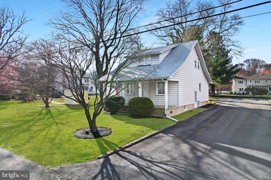 9 Hillside Ave, Hightstown, NJ 08520 - photo 5