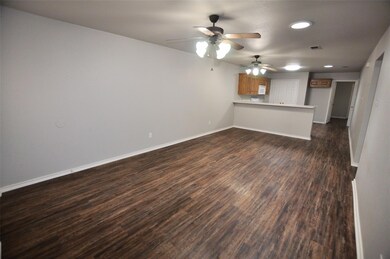 1122 W Spring St, Weatherford, TX 76086 - photo 7