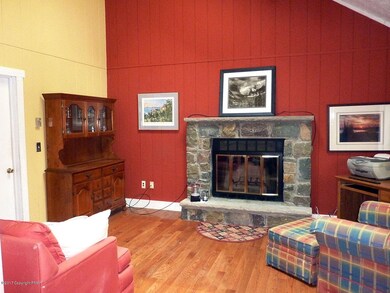 144 Crocketts Crest, Pocono Pines, PA 18350 - photo 7