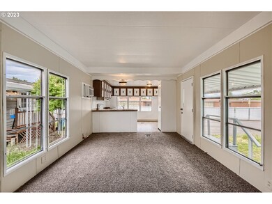 Kitchen/Living Room