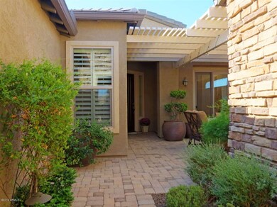 5_Inviting Private Courtyard with Pavers