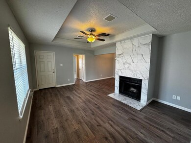 215 Matt Place, Grand Prairie, TX 75051 - photo 3