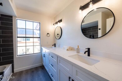 15816N56thWay-38