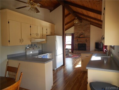 701 Willow Ct, Hopewell, VA 23860 - photo 6