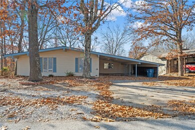 10 Lancaster Dr, Bella Vista, AR 72715 - photo 4